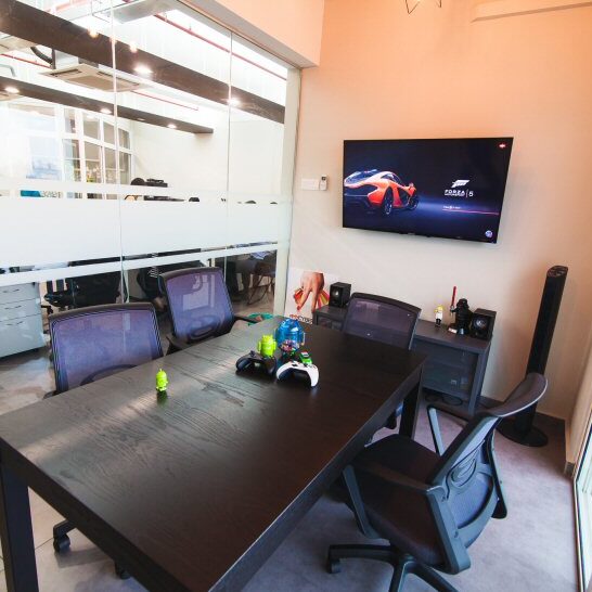 Silver Mouse Office - Meeting Room